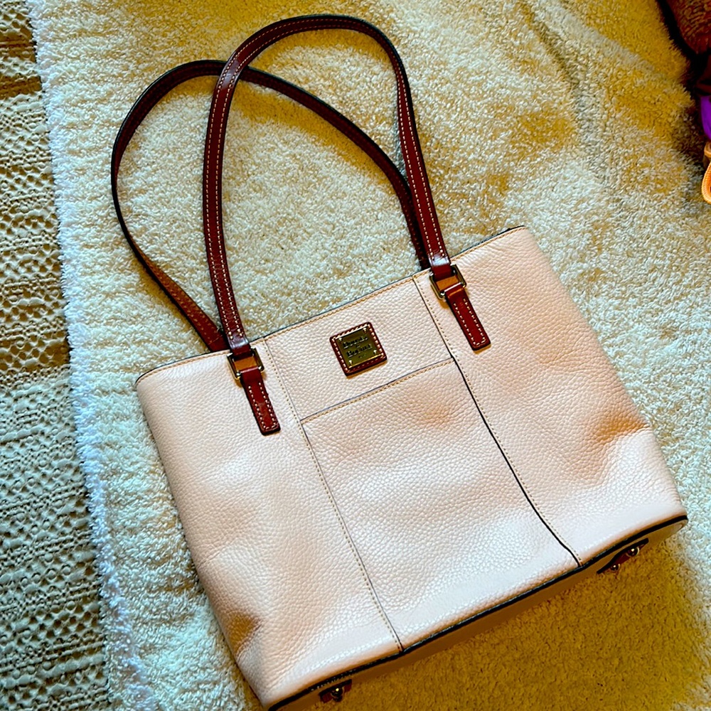 Dooney & Bourke Purse